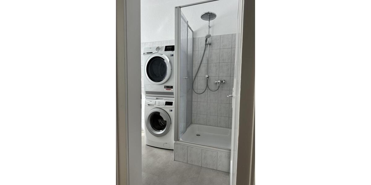 Etagenwohnung Würzburg - 2.5 Zimmer, 72 m&sup2;, 1.440&euro; | Angebot:26495596