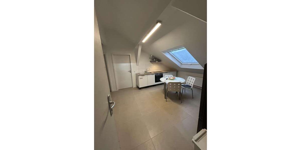 Etagenwohnung Karlsruhe Innenstadt-Ost - 3 Zimmer, 15 m&sup2;, 450&euro; | Angebot:26759606