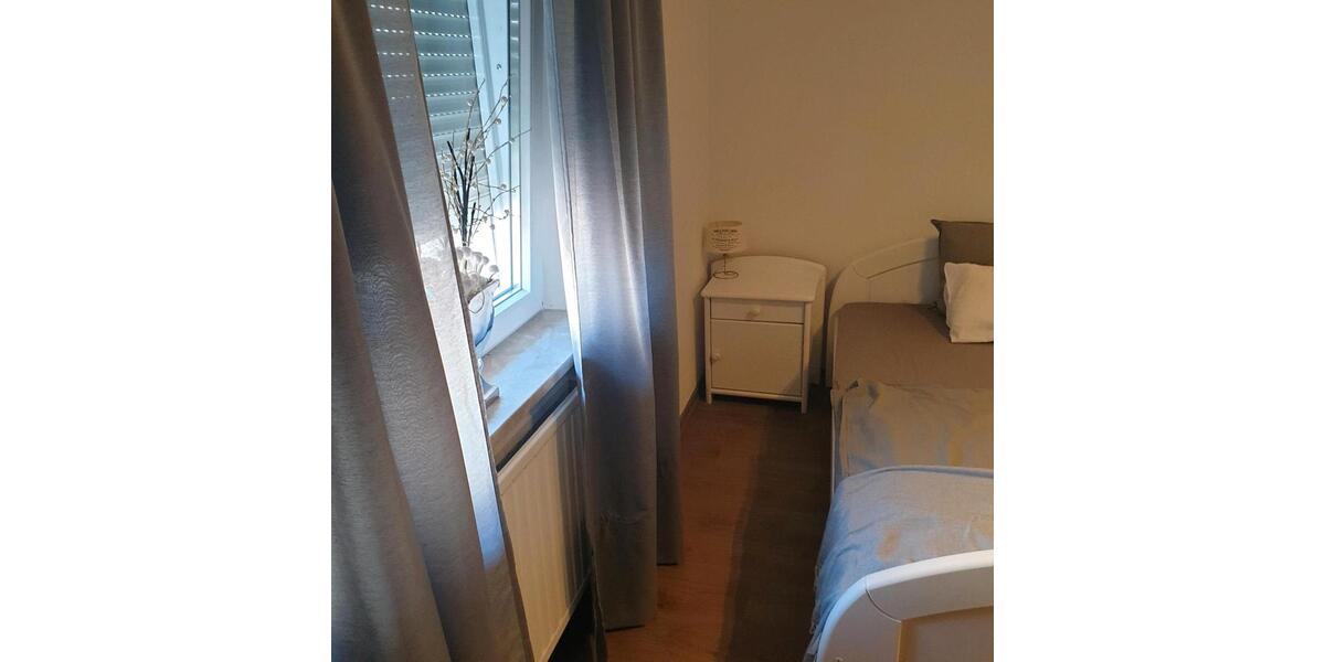 Wohnen auf Zeit Homburg - 2 Zimmer, 16 m&sup2;, 450&euro; | Angebot:26021189