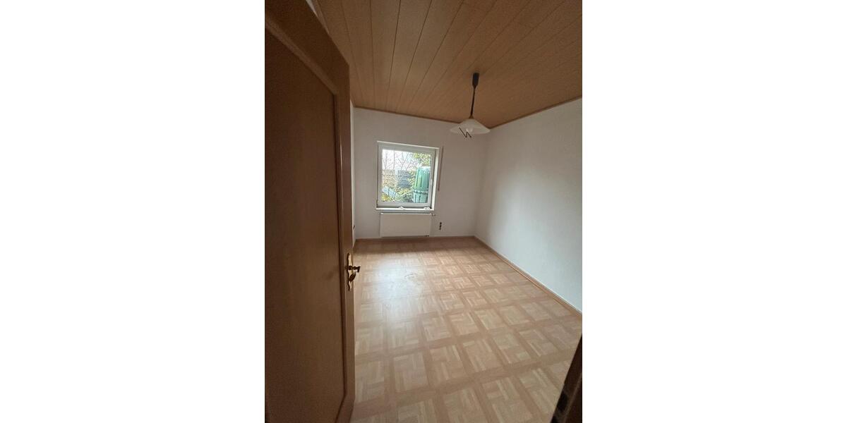 Einfamilienhaus Emden - 3 Zimmer, 107 m&sup2;, 1.200&euro; | Angebot:24842679