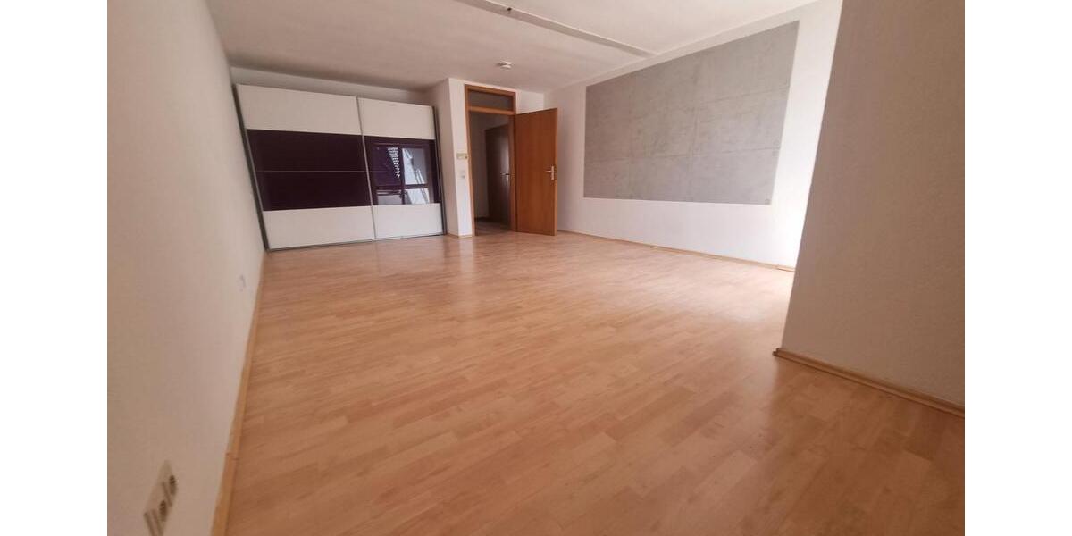 Dachgeschoßwohnung Freudenstadt - 1 Zimmer, 93 m&sup2;, 850&euro; | Angebot:26122281