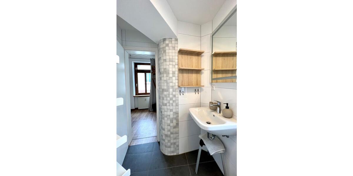 Etagenwohnung Rüdesheim am Rhein - 1 Zimmer, 1.085&euro; | Angebot:25383558