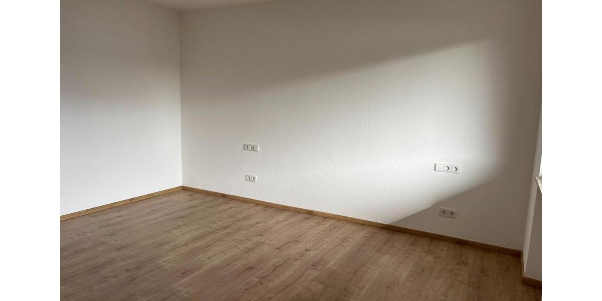 Etagenwohnung Holzheim - 5 Zimmer, 106 m&sup2;, 950&euro; | Angebot:24465472