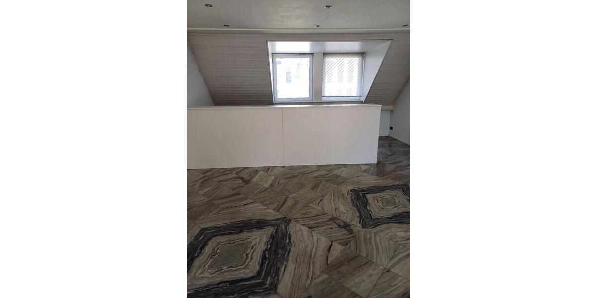 Maisonettenwohnung Ravensburg - 3 Zimmer, 121 m&sup2;, 1.200&euro; | Angebot:26384354