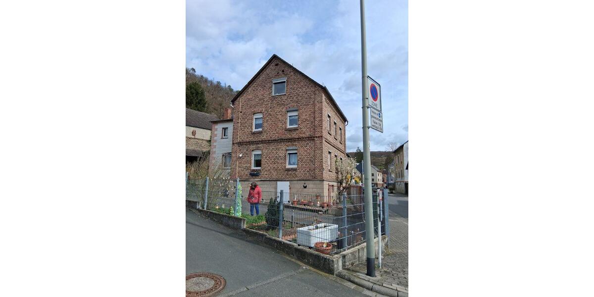 Etagenwohnung Gückingen - 5 Zimmer, 120 m&sup2;, 800&euro; | Angebot:26045218