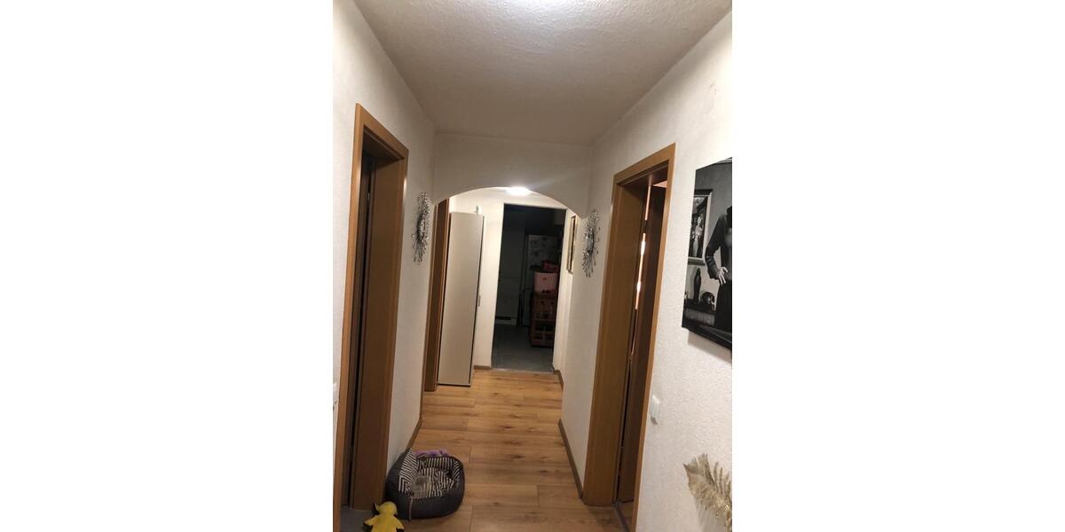 Etagenwohnung Wäschenbeuren - 4 Zimmer, 98 m&sup2;, 860&euro; | Angebot:25274956