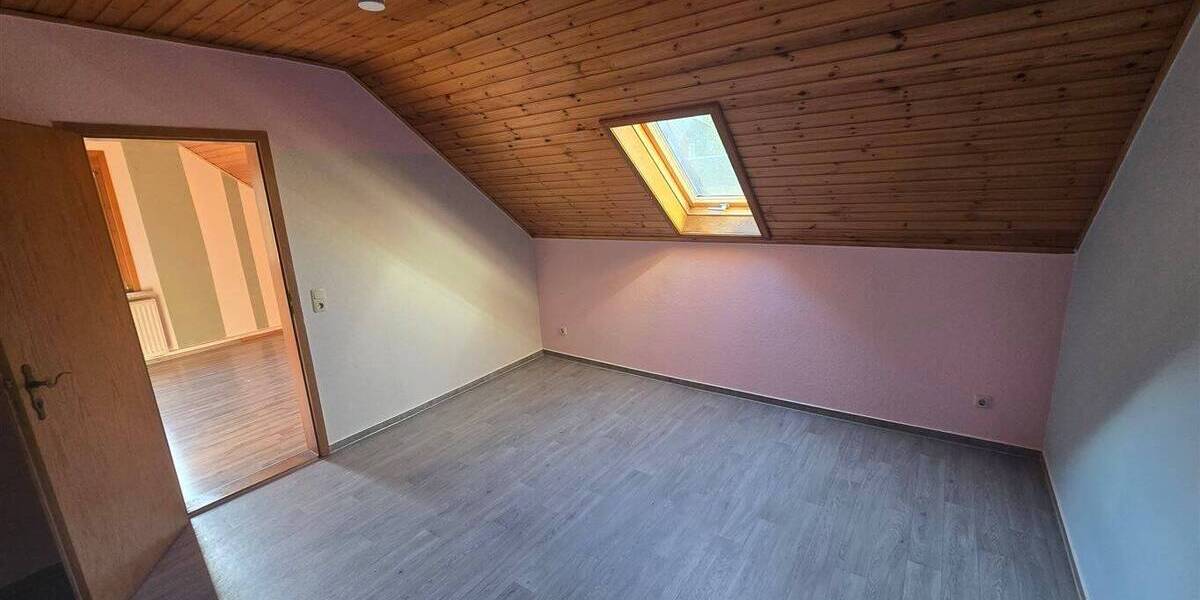 Etagenwohnung Ilmenau-Manebach Manebach - 2 Zimmer, 45 m&sup2;, 319&euro; | Angebot:26798528