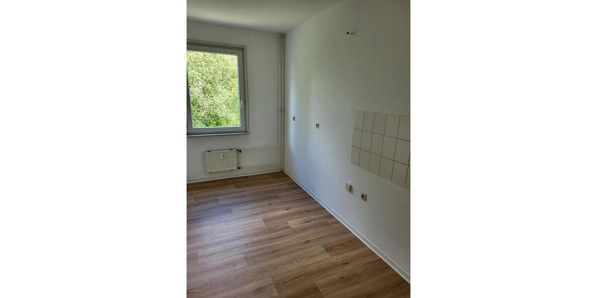Etagenwohnung Rathenow - 3 Zimmer, 83 m&sup2;, 498&euro; | Angebot:26618247