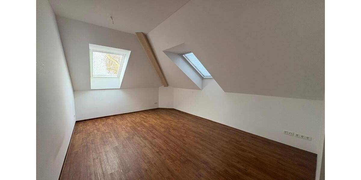 Etagenwohnung Auerbach/Vogtland Vogtland - 3 Zimmer, 102 m&sup2;, 700&euro; | Angebot:23844966