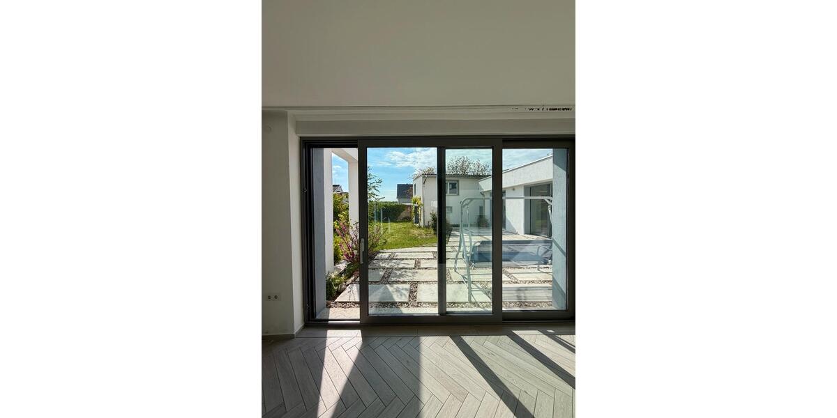 Erdgeschoßwohnung Delitzsch - 3.5 Zimmer, 130 m&sup2;, 1.650&euro; | Angebot:26578849
