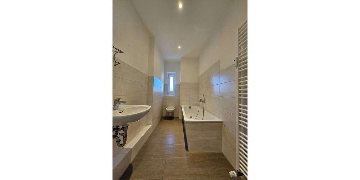 Etagenwohnung Hartha - 3 Zimmer, 72 m&sup2;, 454&euro; | Angebot:24990053