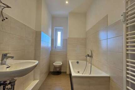 Wohnung Hartha - 3 Zimmer, 72 m&sup2;, 454&euro; | Angebot:24990053