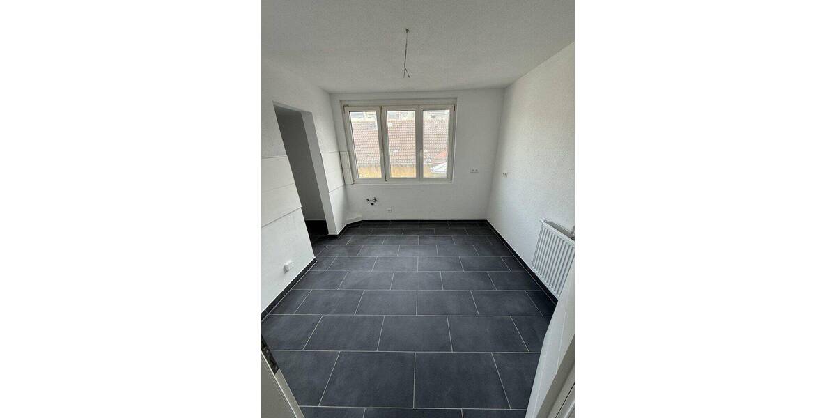 Etagenwohnung Karlsruhe Innenstadt-West - 3 Zimmer, 70 m&sup2;, 960&euro; | Angebot:26874120