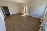 Geräumige 4-Zimmer-Wohnung mit Stellplatz – Ihr neues Zuhause wartet zimmer