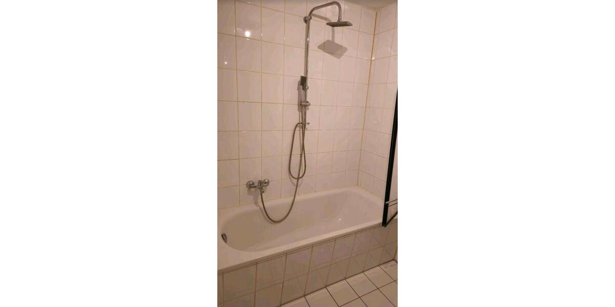 3 Zimmer DG-Wohnung in Maxhütte - Balkon + TG-Stellplatz 3 zimmer