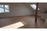 Dachgeschoßwohnung Völklingen - 2.5 Zimmer, 104 m&sup2;, 750&euro; | Angebot:26652037