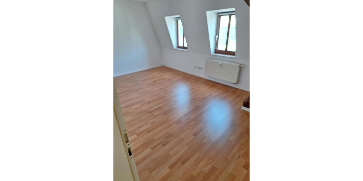 Etagenwohnung Bernburg (Saale) - 2 Zimmer, 63 m&sup2;, 400&euro; | Angebot:26697197