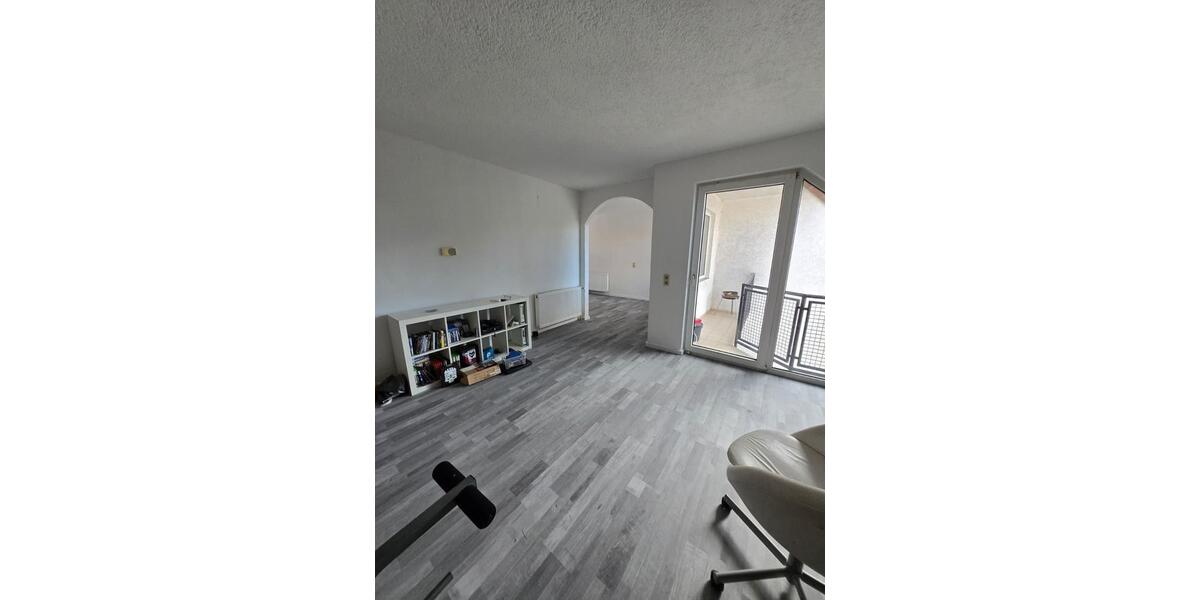 Etagenwohnung Kindenheim - 1 Zimmer, 85 m&sup2;, 750&euro; | Angebot:25082048