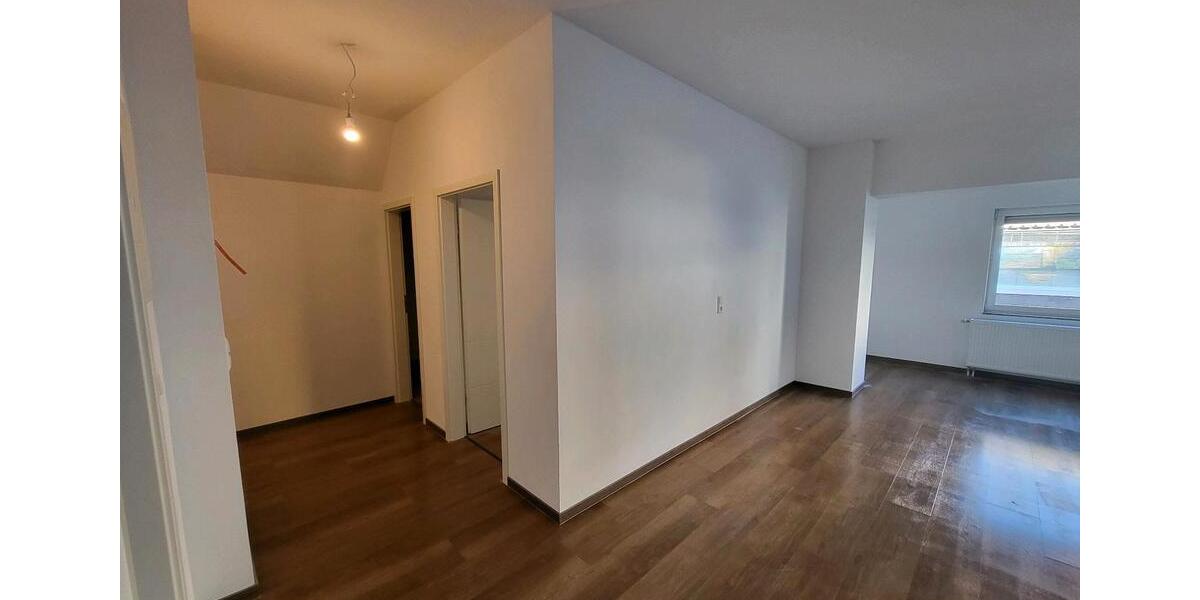 Erdgeschoßwohnung Calw - 3 Zimmer, 90 m&sup2;, 1.450&euro; | Angebot:24682164