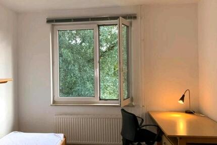 Studentenwohnheim-Zimmer(12 qm, möbelliert) vom 1.11 bis 1.2.26 zimmer
