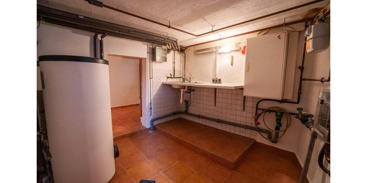 Wohnung und Haus in einem - saniertes Altstadthaus mit insgesamt 93m² in Lauinger Toplage 3 zimmer