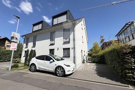 Modern wohnen – stressfrei mieten in zentraler Lage von Rösrath-Stümpen! 6 zimmer