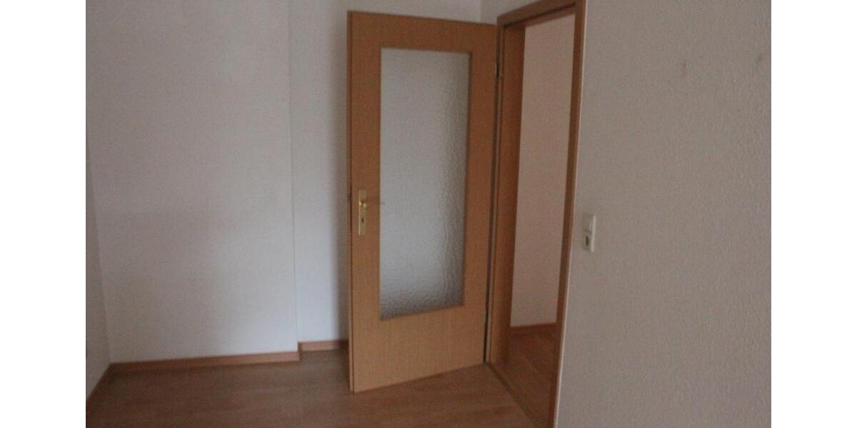 Etagenwohnung Köthen (Anhalt) - 3 Zimmer, 85 m&sup2;, 425&euro; | Angebot:23793125