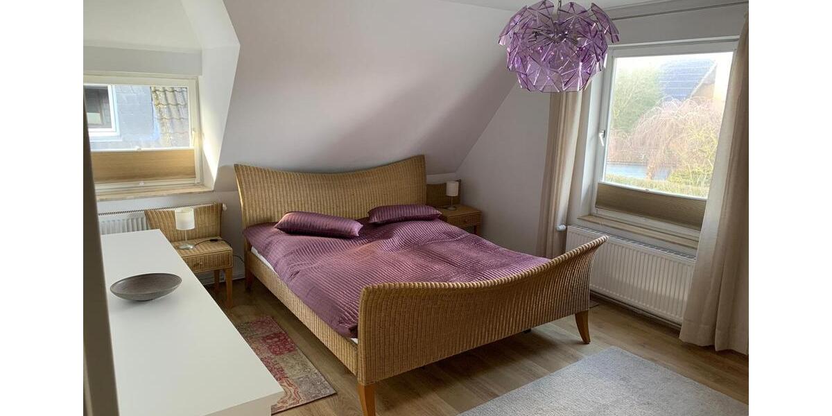 Schöne Dachgeschoßwohnung mit Dachterrasse, Jembke Wolfsburg 3.5 zimmer