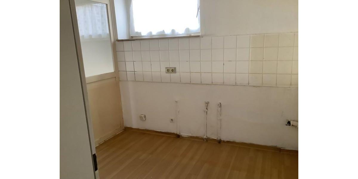 Günstige 3-Zimmer-Wohnung (WBS zwingend erforderlich!) 3 zimmer