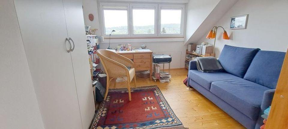 Schöne helle 4 Zi -Maisonette Wohnung mit Balkon und EBK (Spülmaschine) in Karlsruhe 4 zimmer