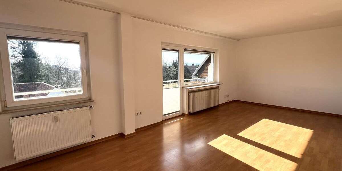 Etagenwohnung Horn-Bad Meinberg / Bad Meinberg Bad Meinberg - 3 Zimmer, 93 m&sup2;, 665&euro; | Angebot:25825439
