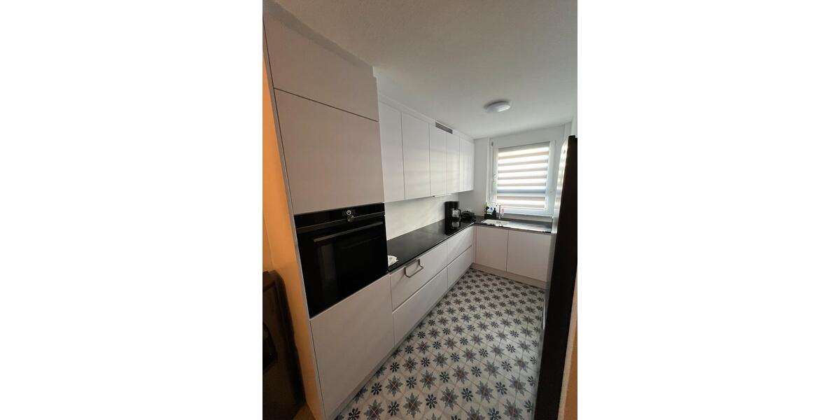 Etagenwohnung Esslingen am Neckar Brühl - 5 Zimmer, 127 m&sup2;, 2.500&euro; | Angebot:25292623