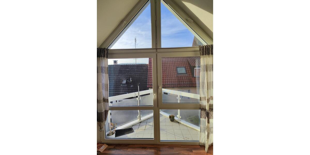 Dachgeschoßwohnung Schöllkrippen - 3 Zimmer, 80 m&sup2;, 840&euro; | Angebot:24379475