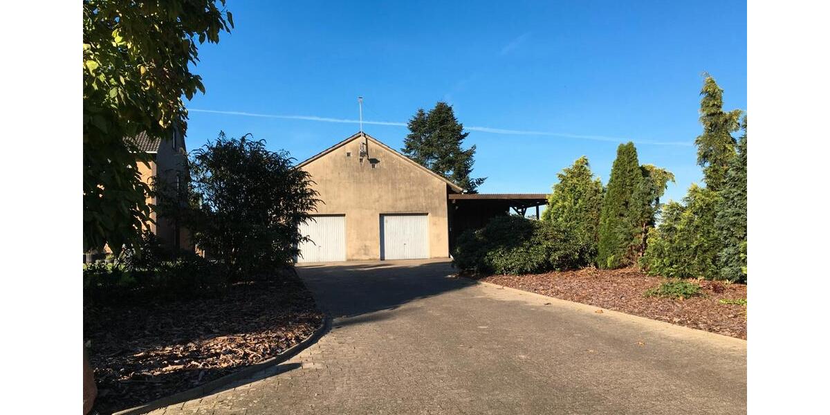 Erdgeschoßwohnung Petershagen - 3 Zimmer, 120 m&sup2;, 660&euro; | Angebot:26288118