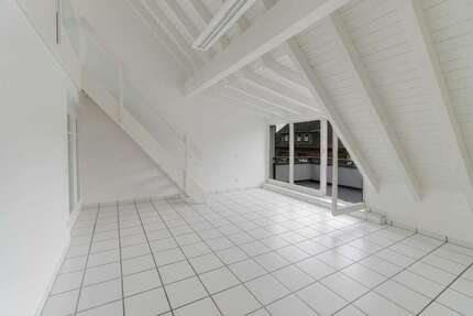 Wohnung zum Mieten in Düsseldorf 1.030 € 80 m²