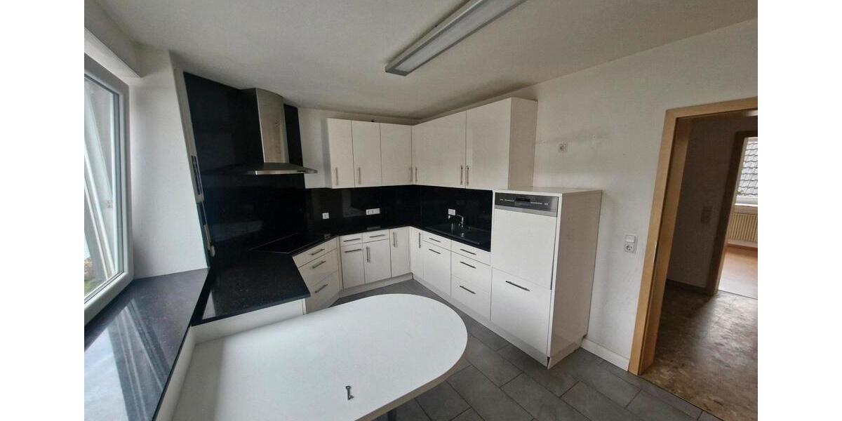 Reihenhaus Dudeldorf - 8 Zimmer, 200 m&sup2;, 1.400&euro; | Angebot:25824171