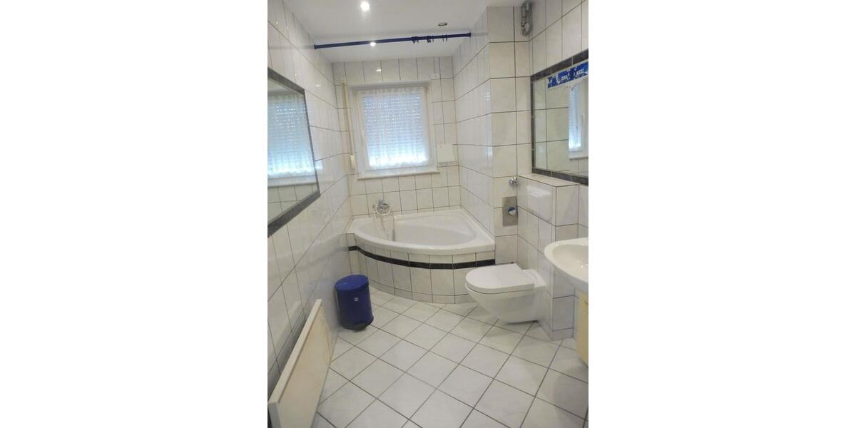 Dachgeschoßwohnung Trier Nord - 3 Zimmer, 79 m&sup2;, 860&euro; | Angebot:26532244