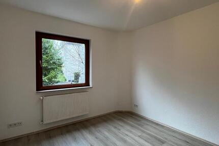 Wohnung Essen Südviertel - 2 Zimmer, 48 m&sup2;, 380&euro; | Angebot:24431224
