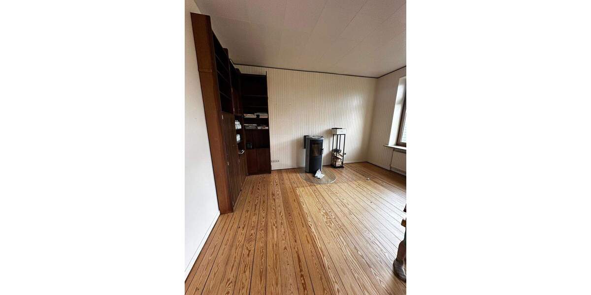 Etagenwohnung Haselau - 4 Zimmer, 105 m&sup2;, 1.100&euro; | Angebot:24858239