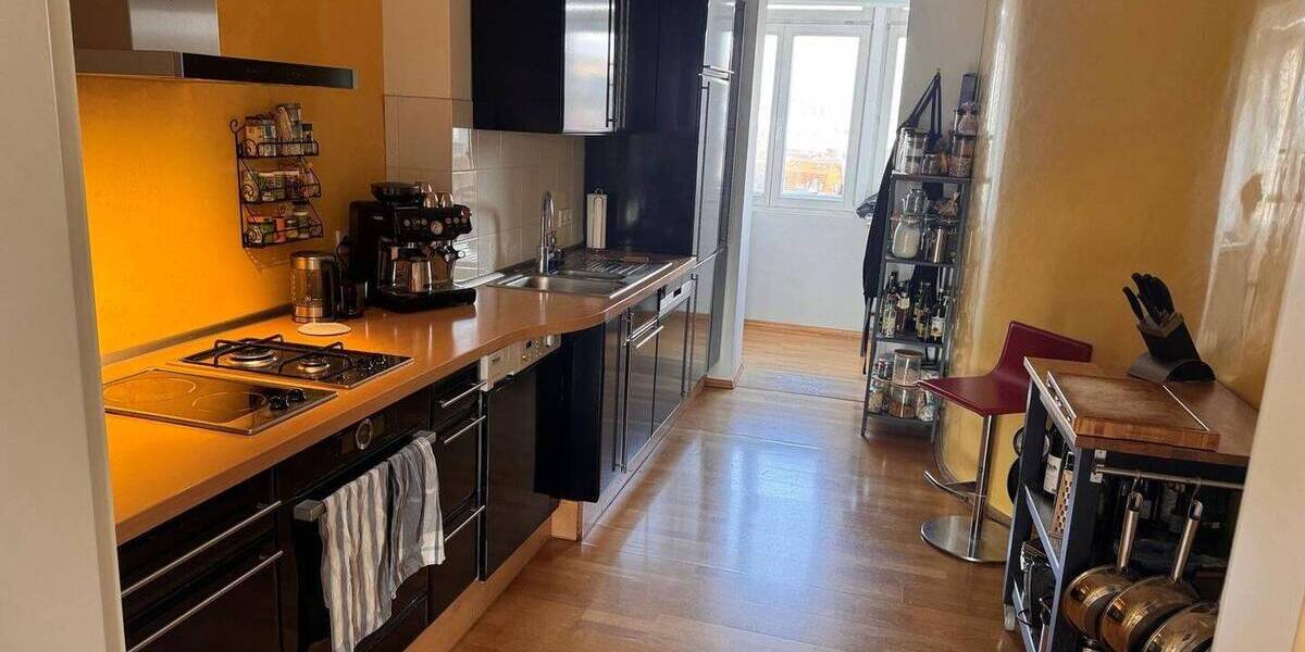 Etagenwohnung Stuttgart West - 2 Zimmer, 70 m&sup2;, 1.290&euro; | Angebot:26190933