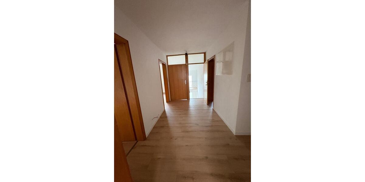 5-Zimmer-Wohnung mit viel Platz – ideal für Familien zimmer