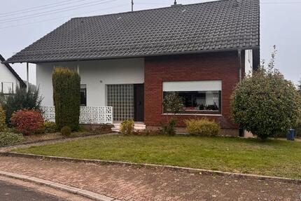 Wohnung Beckingen - 3 Zimmer, 100 m&sup2;, 900&euro; | Angebot:24858396