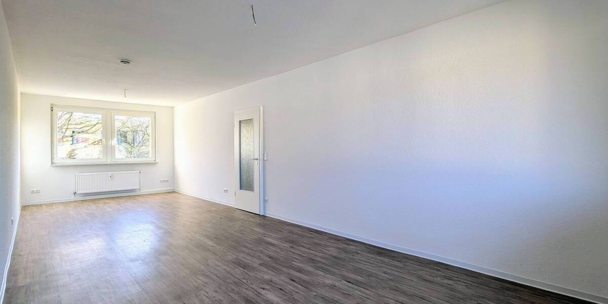 Frisch sanierte 4-Raum-Wohnung mit Dusche! 4 zimmer