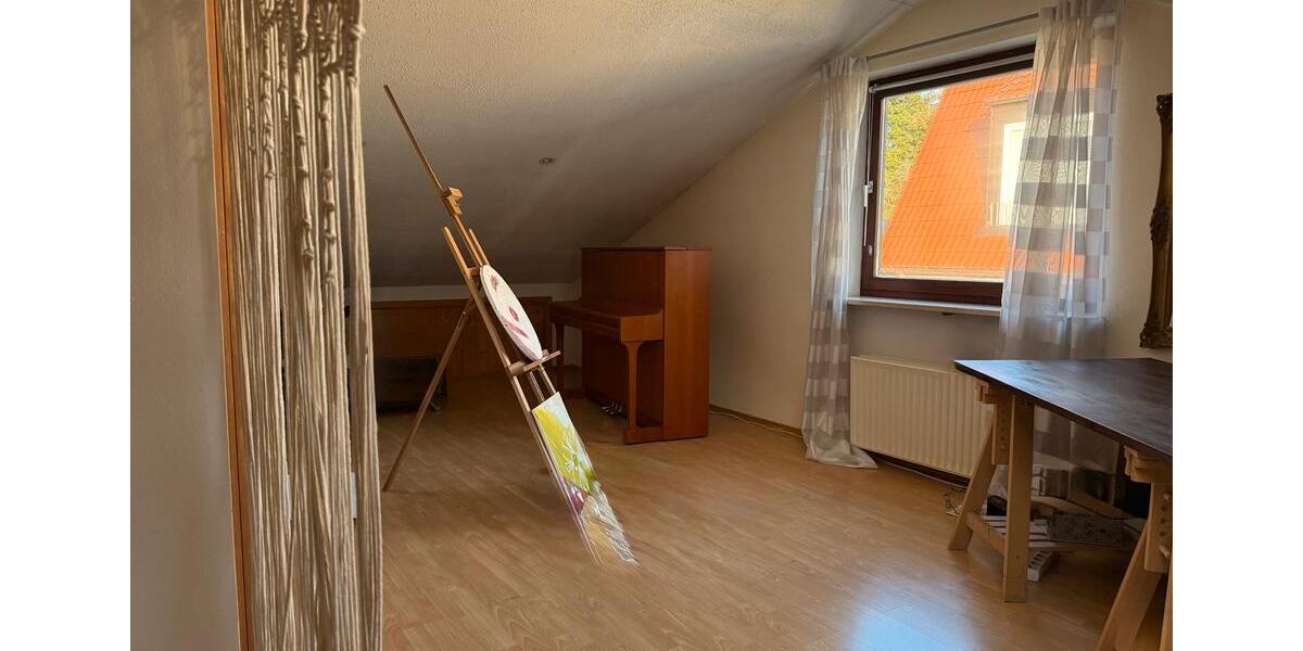 Etagenwohnung München Trudering-Riem - 5 Zimmer, 130 m&sup2;, 2.500&euro; | Angebot:25843466