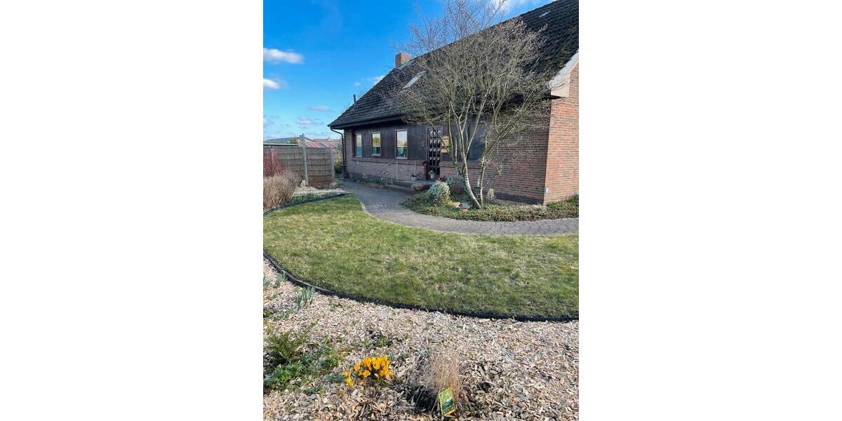 Einfamilienhaus Hemmingstedt - 5 Zimmer, 150 m&sup2;, 1.400&euro; | Angebot:26038749