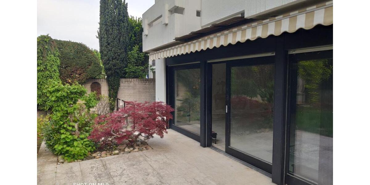 Doppelhaushälfte Bietigheim-Bissingen Bissingen - 6 Zimmer, 190 m&sup2;, 2.100&euro; | Angebot:25259009