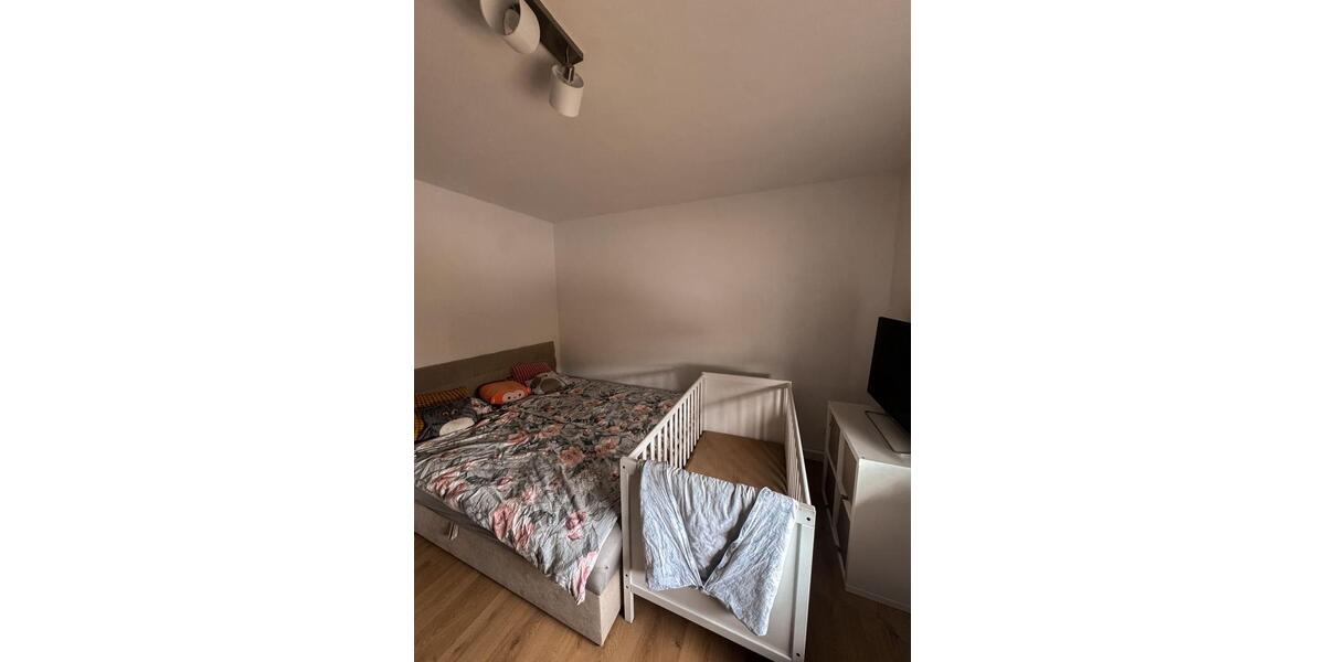 Etagenwohnung Netphen - 4 Zimmer, 85 m&sup2;, 700&euro; | Angebot:26563191