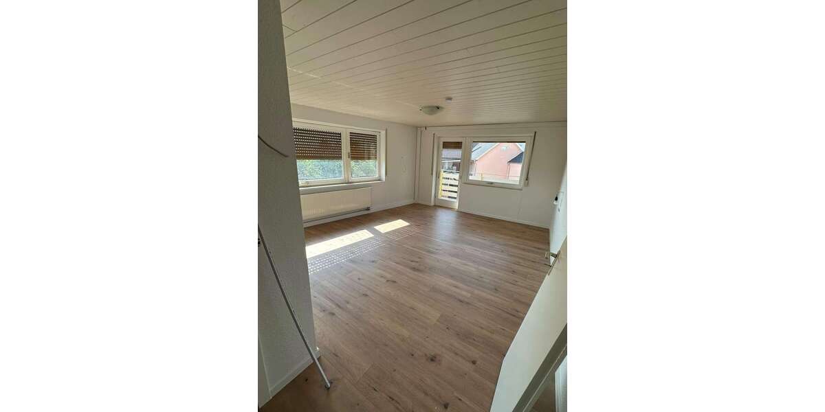 Etagenwohnung Laubenheim - 2 Zimmer, 73 m&sup2;, 730&euro; | Angebot:27032668