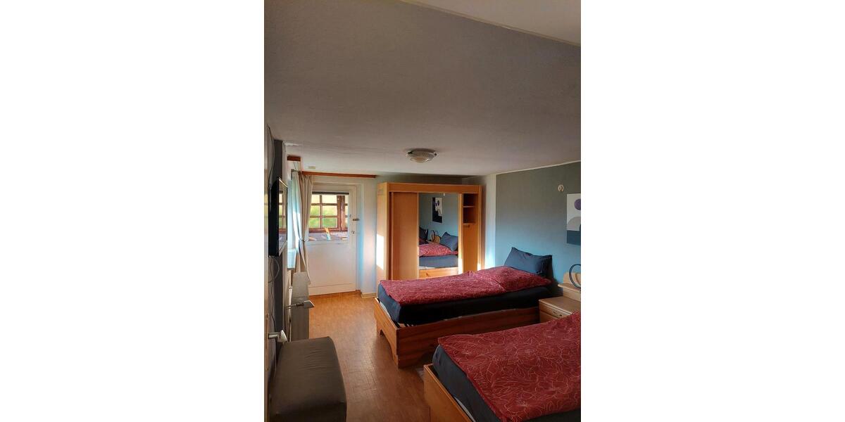 Wohnen auf Zeit Homberg (Efze) - 6 Zimmer, 140 m&sup2;, 150&euro; | Angebot:26591855