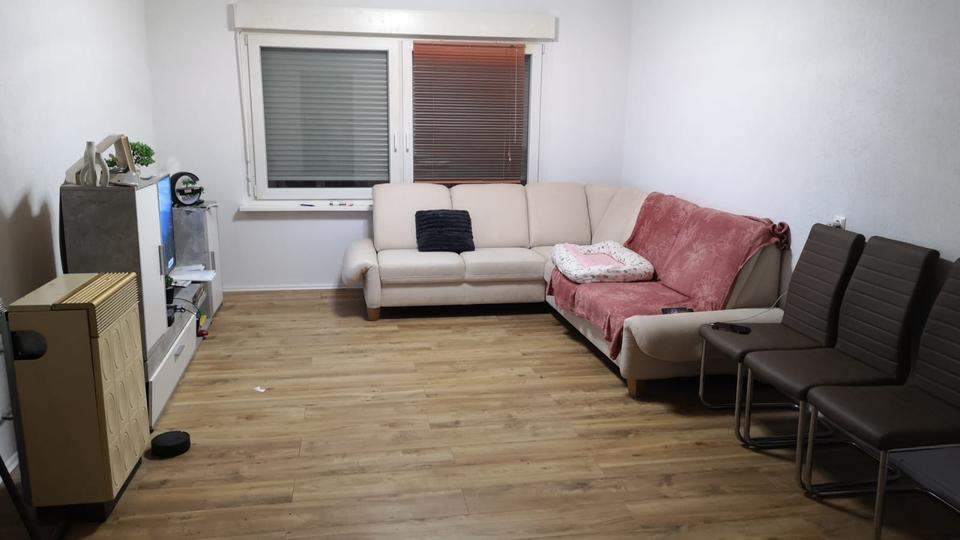 2ZKB Wohnung frei- vor kurzem renoviert 2 zimmer